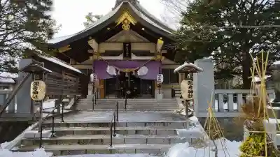 彌彦神社　(伊夜日子神社)の本殿・本堂