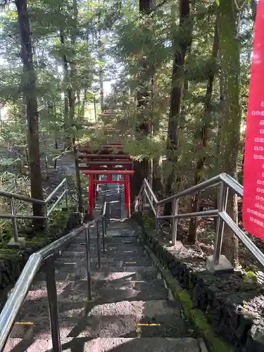 新屋山神社(山梨県)