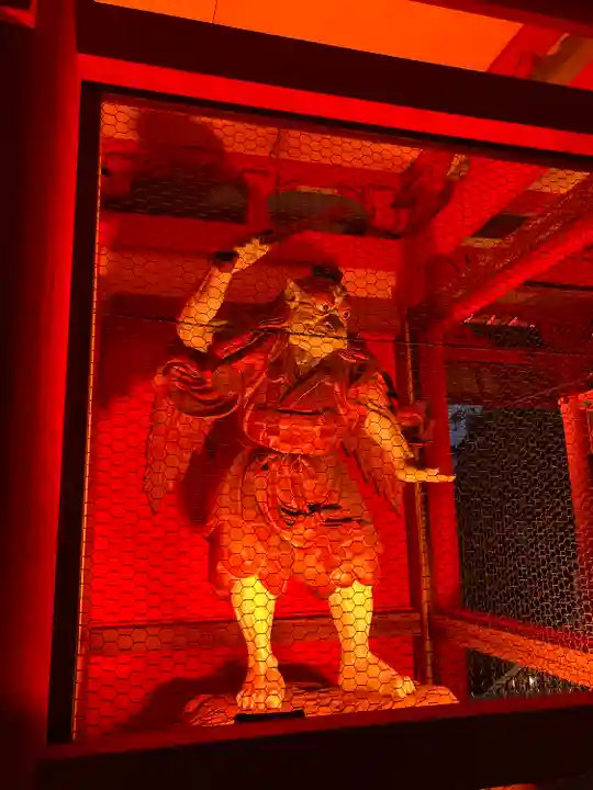 高尾山薬王院の像