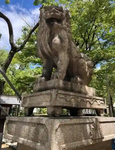 湊川神社の狛犬