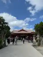 波上宮の{uncategorized: "未分類", other: "その他", undefined: "問題あり", building: "その他建物", grave: "お墓", sacred_gate: "鳥居", guardian: "狛犬", statue: "像", buddha: "仏像", history: "歴史", nature: "自然", garden: "庭園", animal: "動物", pagoda: "塔", temizu: "手水舎", mountain_gate: "山門・神門", sanctuary: "本殿・本堂", subordinate: "末社・摂社", art: "芸術", scenery: "景色", jizo: "地蔵", ema: "絵馬", goshuin: "御朱印", omikuji: "おみくじ", items: "授与品その他", amulet: "お守り", goshuincho: "御朱印帳", eats: "食事", festival: "お祭り", votive_dance: "神楽", shichigosan: "七五三参", wedding: "結婚式", experience: "体験その他", initially: "初詣", around: "周辺", anti_infection: "感染症対策"}