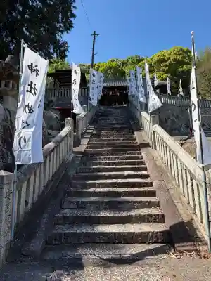 須佐能表神社の{uncategorized: "未分類", other: "その他", undefined: "問題あり", building: "その他建物", grave: "お墓", sacred_gate: "鳥居", guardian: "狛犬", statue: "像", buddha: "仏像", history: "歴史", nature: "自然", garden: "庭園", animal: "動物", pagoda: "塔", temizu: "手水舎", mountain_gate: "山門・神門", sanctuary: "本殿・本堂", subordinate: "末社・摂社", art: "芸術", scenery: "景色", jizo: "地蔵", ema: "絵馬", goshuin: "御朱印", omikuji: "おみくじ", items: "授与品その他", amulet: "お守り", goshuincho: "御朱印帳", eats: "食事", festival: "お祭り", votive_dance: "神楽", shichigosan: "七五三参", wedding: "結婚式", experience: "体験その他", initially: "初詣", around: "周辺", anti_infection: "感染症対策"}