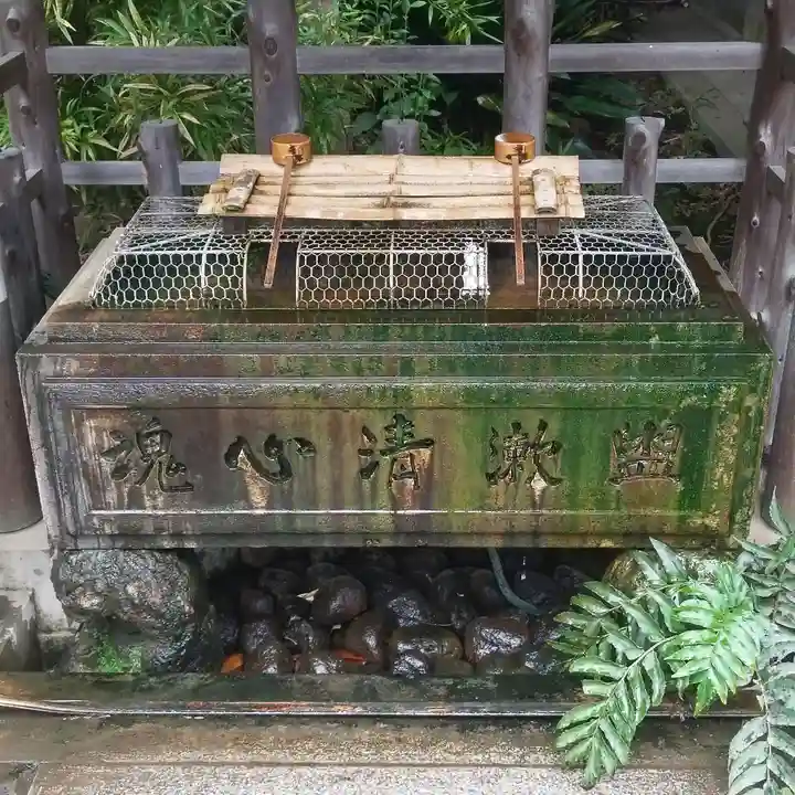 五條天神社の手水舎
