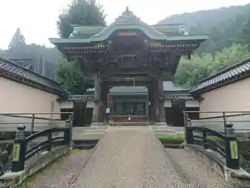 念興寺の山門・神門