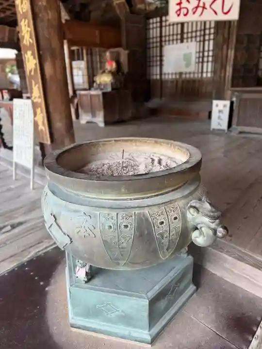 粉河寺の{uncategorized: "未分類", other: "その他", undefined: "問題あり", building: "その他建物", grave: "お墓", sacred_gate: "鳥居", guardian: "狛犬", statue: "像", buddha: "仏像", history: "歴史", nature: "自然", garden: "庭園", animal: "動物", pagoda: "塔", temizu: "手水舎", mountain_gate: "山門・神門", sanctuary: "本殿・本堂", subordinate: "末社・摂社", art: "芸術", scenery: "景色", jizo: "地蔵", ema: "絵馬", goshuin: "御朱印", omikuji: "おみくじ", items: "授与品その他", amulet: "お守り", goshuincho: "御朱印帳", eats: "食事", festival: "お祭り", votive_dance: "神楽", shichigosan: "七五三参", wedding: "結婚式", experience: "体験その他", initially: "初詣", around: "周辺", anti_infection: "感染症対策"}