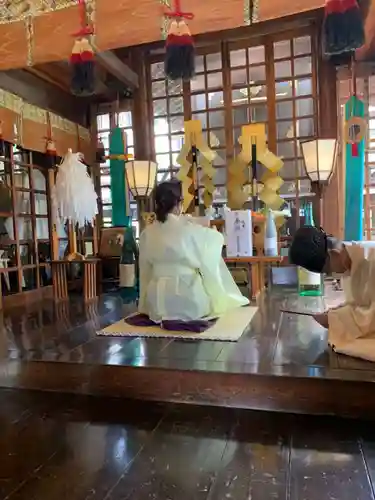 三輪神社の本殿・本堂