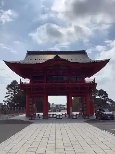成田山名古屋別院大聖寺(犬山成田山)の山門・神門
