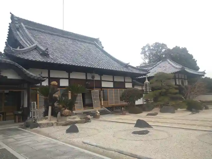 済興寺の本殿・本堂