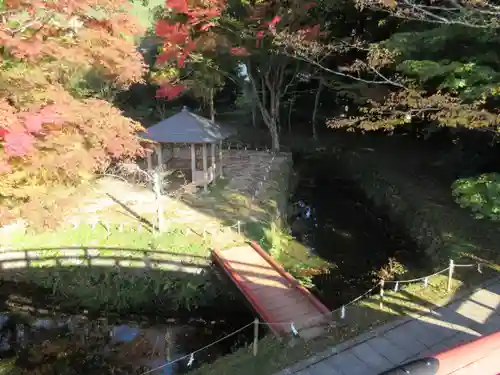 丹生都比売神社の庭園