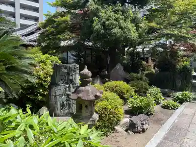 安斉院の{uncategorized: "未分類", other: "その他", undefined: "問題あり", building: "その他建物", grave: "お墓", sacred_gate: "鳥居", guardian: "狛犬", statue: "像", buddha: "仏像", history: "歴史", nature: "自然", garden: "庭園", animal: "動物", pagoda: "塔", temizu: "手水舎", mountain_gate: "山門・神門", sanctuary: "本殿・本堂", subordinate: "末社・摂社", art: "芸術", scenery: "景色", jizo: "地蔵", ema: "絵馬", goshuin: "御朱印", omikuji: "おみくじ", items: "授与品その他", amulet: "お守り", goshuincho: "御朱印帳", eats: "食事", festival: "お祭り", votive_dance: "神楽", shichigosan: "七五三参", wedding: "結婚式", experience: "体験その他", initially: "初詣", around: "周辺", anti_infection: "感染症対策"}