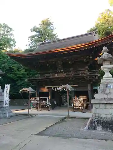 府八幡宮の山門・神門