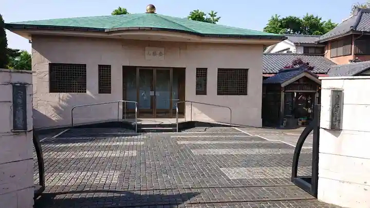 本佛寺の本殿・本堂