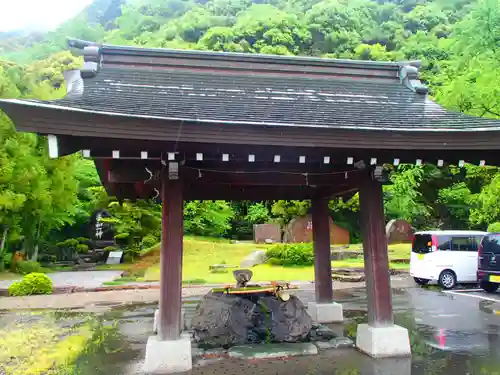 岐阜護國神社の手水