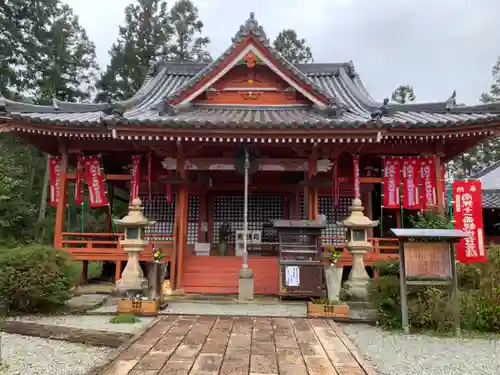 勝利寺の本殿・本堂