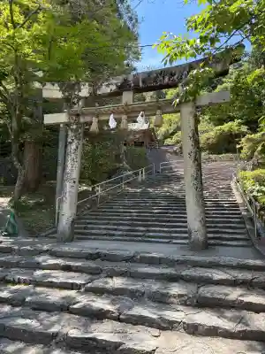 山口大神宮の{uncategorized: "未分類", other: "その他", undefined: "問題あり", building: "その他建物", grave: "お墓", sacred_gate: "鳥居", guardian: "狛犬", statue: "像", buddha: "仏像", history: "歴史", nature: "自然", garden: "庭園", animal: "動物", pagoda: "塔", temizu: "手水舎", mountain_gate: "山門・神門", sanctuary: "本殿・本堂", subordinate: "末社・摂社", art: "芸術", scenery: "景色", jizo: "地蔵", ema: "絵馬", goshuin: "御朱印", omikuji: "おみくじ", items: "授与品その他", amulet: "お守り", goshuincho: "御朱印帳", eats: "食事", festival: "お祭り", votive_dance: "神楽", shichigosan: "七五三参", wedding: "結婚式", experience: "体験その他", initially: "初詣", around: "周辺", anti_infection: "感染症対策"}