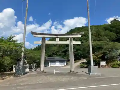 霊山神社の鳥居