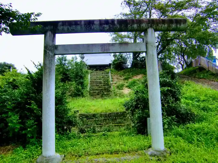 温泉神社(佐良土)の鳥居