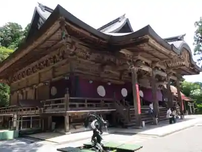 成相寺の本殿・本堂