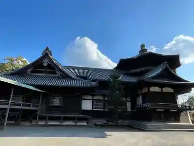 斑鳩寺の本殿・本堂