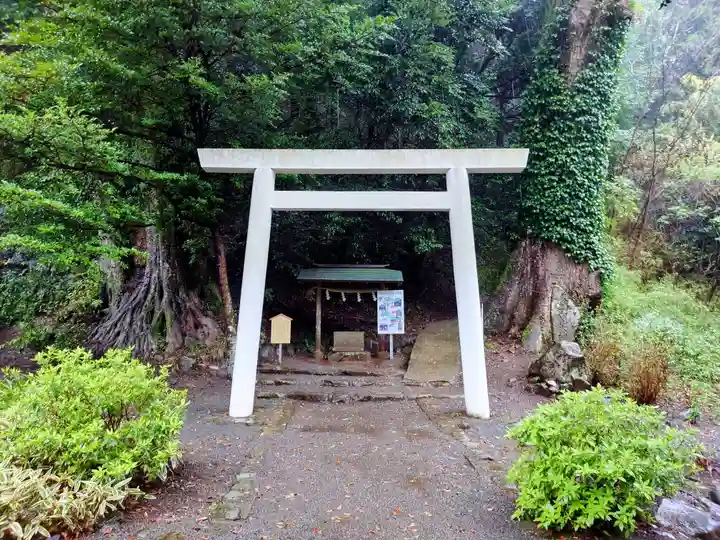 伊豆山神社(静岡県)