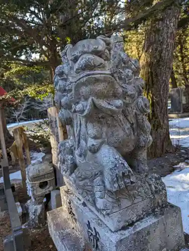 岩手山神社の狛犬