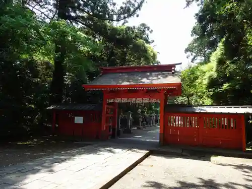 息栖神社の山門