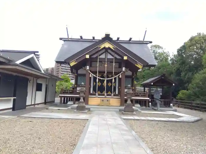 十二神社の本殿