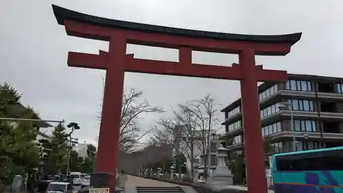 鶴岡八幡宮の鳥居