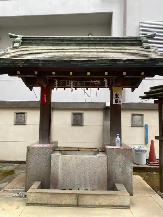 吉原神社の手水舎