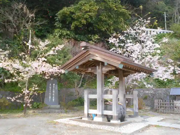 甘縄神明神社(甘縄神明宮)の手水舎