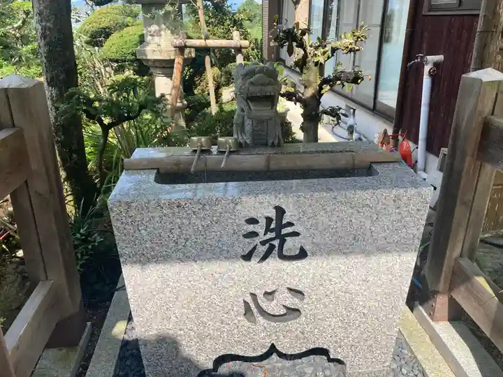 神王寺の手水舎