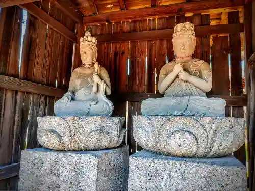 釜地藏寺の仏像