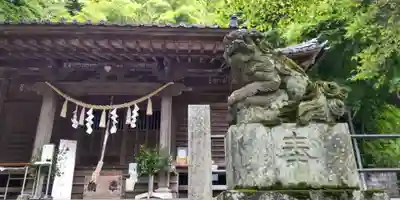 高尾山麓氷川神社(東京都)