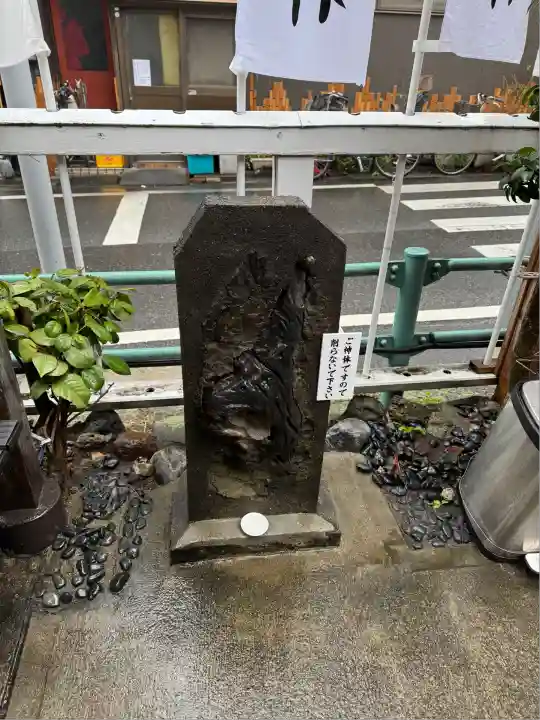 榎大六天神(東京都)