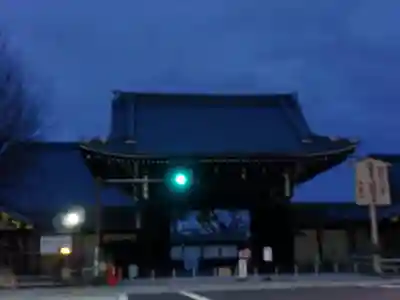 本願寺(西本願寺)の山門・神門