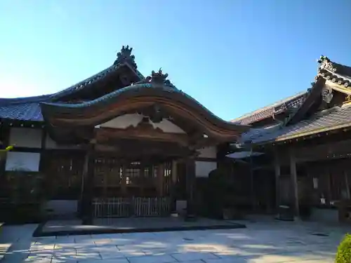 花山院菩提寺の本殿・本堂