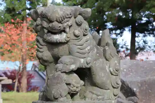 諏訪神社の狛犬