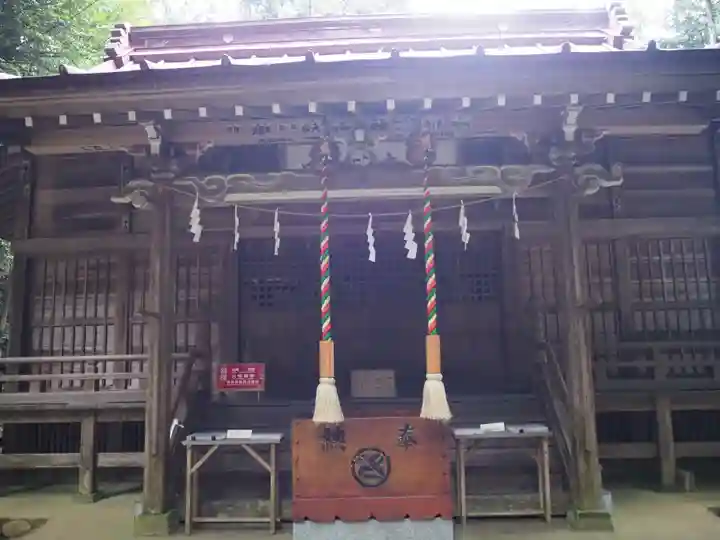 虎柏神社の本殿・本堂