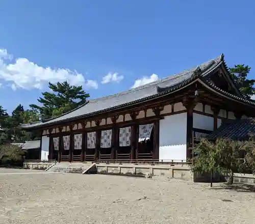 法隆寺の本殿