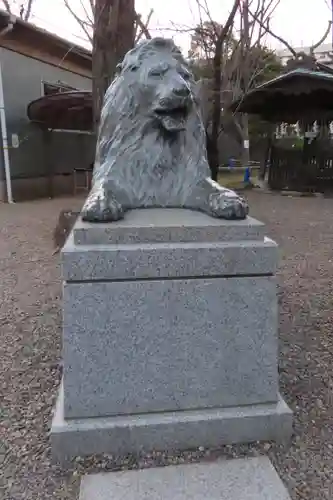 三囲神社の狛犬