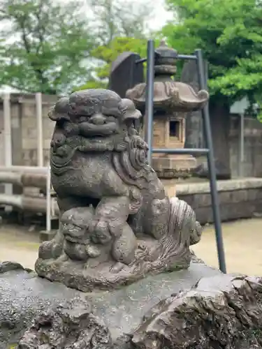 水神社の狛犬