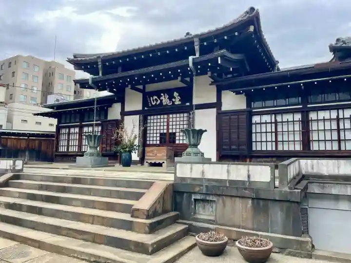 大円寺の{uncategorized: "未分類", other: "その他", undefined: "問題あり", building: "その他建物", grave: "お墓", sacred_gate: "鳥居", guardian: "狛犬", statue: "像", buddha: "仏像", history: "歴史", nature: "自然", garden: "庭園", animal: "動物", pagoda: "塔", temizu: "手水舎", mountain_gate: "山門・神門", sanctuary: "本殿・本堂", subordinate: "末社・摂社", art: "芸術", scenery: "景色", jizo: "地蔵", ema: "絵馬", goshuin: "御朱印", omikuji: "おみくじ", items: "授与品その他", amulet: "お守り", goshuincho: "御朱印帳", eats: "食事", festival: "お祭り", votive_dance: "神楽", shichigosan: "七五三参", wedding: "結婚式", experience: "体験その他", initially: "初詣", around: "周辺", anti_infection: "感染症対策"}