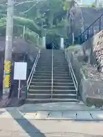 韮崎窟観音(山梨県)