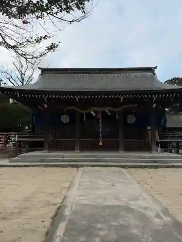 佐志八幡宮（佐志八幡神社）の{uncategorized: "未分類", other: "その他", undefined: "問題あり", building: "その他建物", grave: "お墓", sacred_gate: "鳥居", guardian: "狛犬", statue: "像", buddha: "仏像", history: "歴史", nature: "自然", garden: "庭園", animal: "動物", pagoda: "塔", temizu: "手水舎", mountain_gate: "山門・神門", sanctuary: "本殿・本堂", subordinate: "末社・摂社", art: "芸術", scenery: "景色", jizo: "地蔵", ema: "絵馬", goshuin: "御朱印", omikuji: "おみくじ", items: "授与品その他", amulet: "お守り", goshuincho: "御朱印帳", eats: "食事", festival: "お祭り", votive_dance: "神楽", shichigosan: "七五三参", wedding: "結婚式", experience: "体験その他", initially: "初詣", around: "周辺", anti_infection: "感染症対策"}