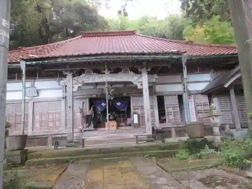 大王寺の本殿・本堂