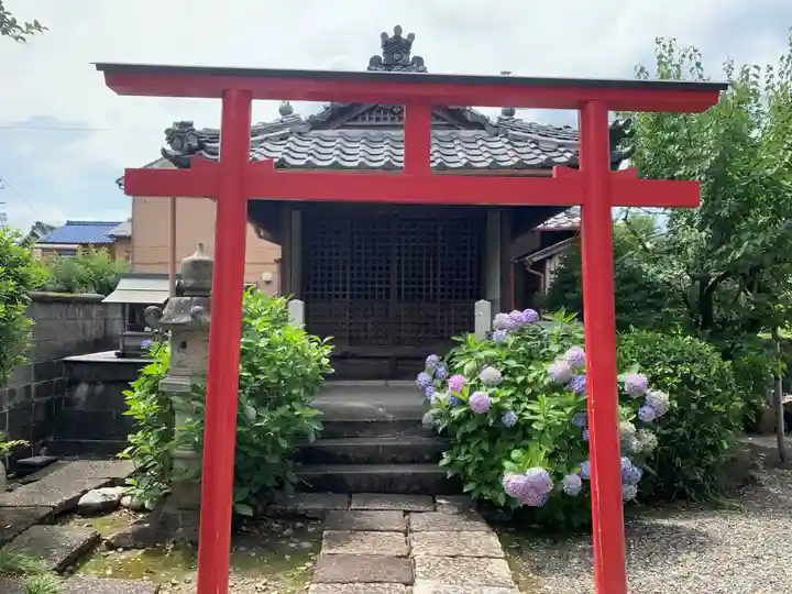 金鳳山 正法寺の鳥居