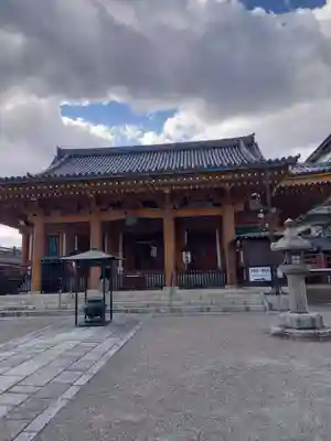 壬生寺の本殿・本堂