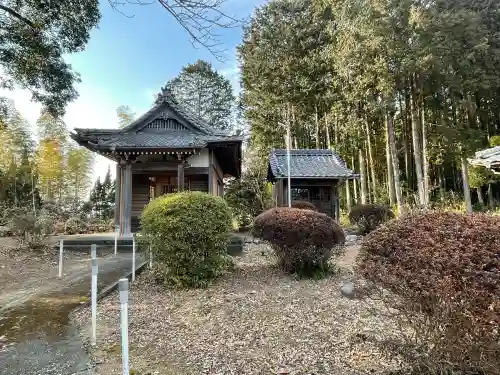 円立寺の{uncategorized: "未分類", other: "その他", undefined: "問題あり", building: "その他建物", grave: "お墓", sacred_gate: "鳥居", guardian: "狛犬", statue: "像", buddha: "仏像", history: "歴史", nature: "自然", garden: "庭園", animal: "動物", pagoda: "塔", temizu: "手水舎", mountain_gate: "山門・神門", sanctuary: "本殿・本堂", subordinate: "末社・摂社", art: "芸術", scenery: "景色", jizo: "地蔵", ema: "絵馬", goshuin: "御朱印", omikuji: "おみくじ", items: "授与品その他", amulet: "お守り", goshuincho: "御朱印帳", eats: "食事", festival: "お祭り", votive_dance: "神楽", shichigosan: "七五三参", wedding: "結婚式", experience: "体験その他", initially: "初詣", around: "周辺", anti_infection: "感染症対策"}