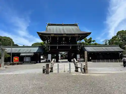 真清田神社の山門・神門
