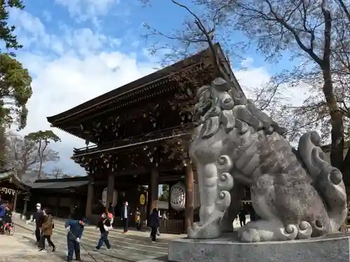 寒川神社の狛犬